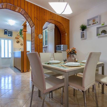 Holiday Villa Anna Primorski Dolac Extérieur photo