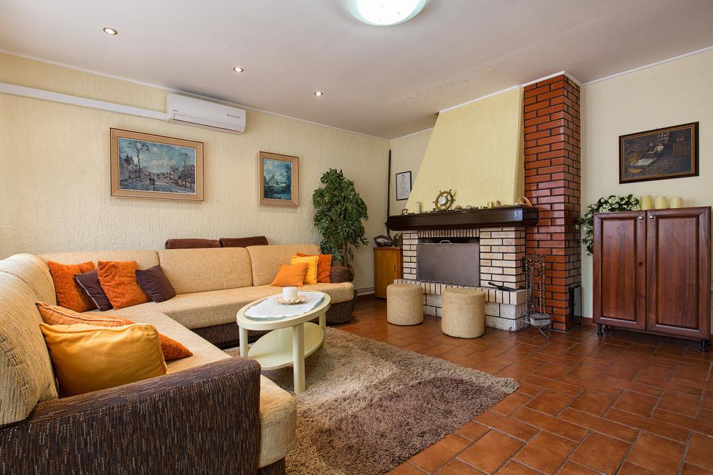 Holiday Villa Anna Primorski Dolac Extérieur photo