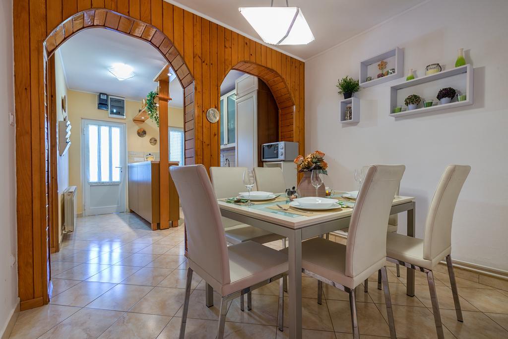 Holiday Villa Anna Primorski Dolac Extérieur photo